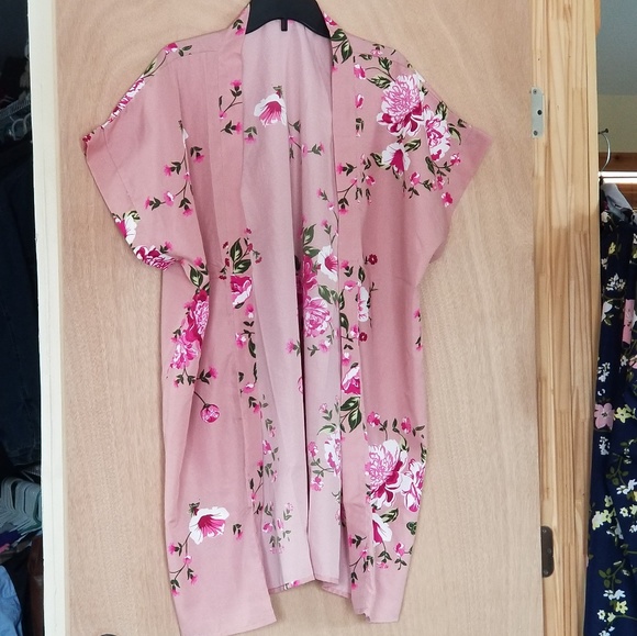 Pink Kimono Beach Cover up - Picture 3 of 7